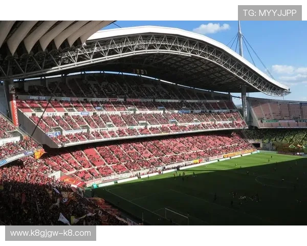 凯发足球官网下载app官方最新版，畅享高清赛事直播体验